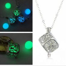 Nouveau style Collier Squae pendentif Luminous Collier Big Neck